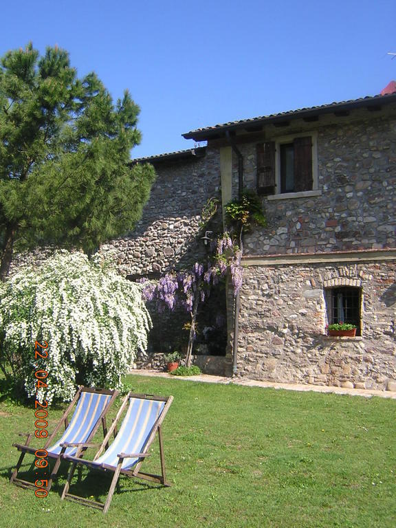 Agriturismo Trebisonda Country Resort Monzambano Δωμάτιο φωτογραφία