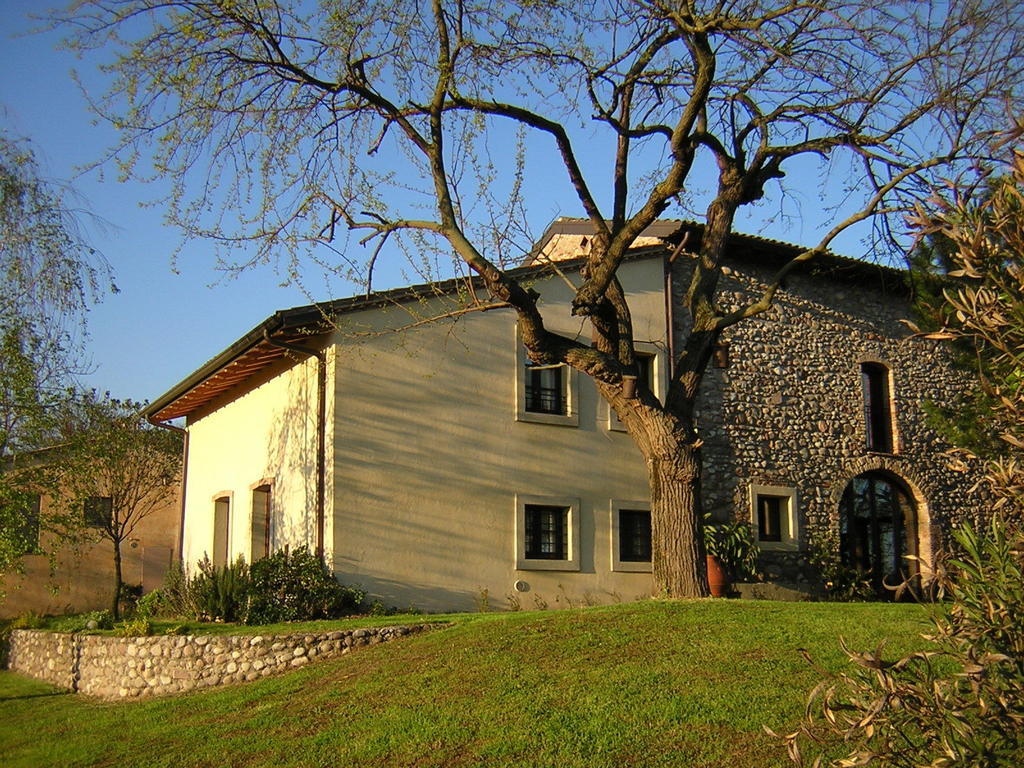 Agriturismo Trebisonda Country Resort Monzambano Δωμάτιο φωτογραφία